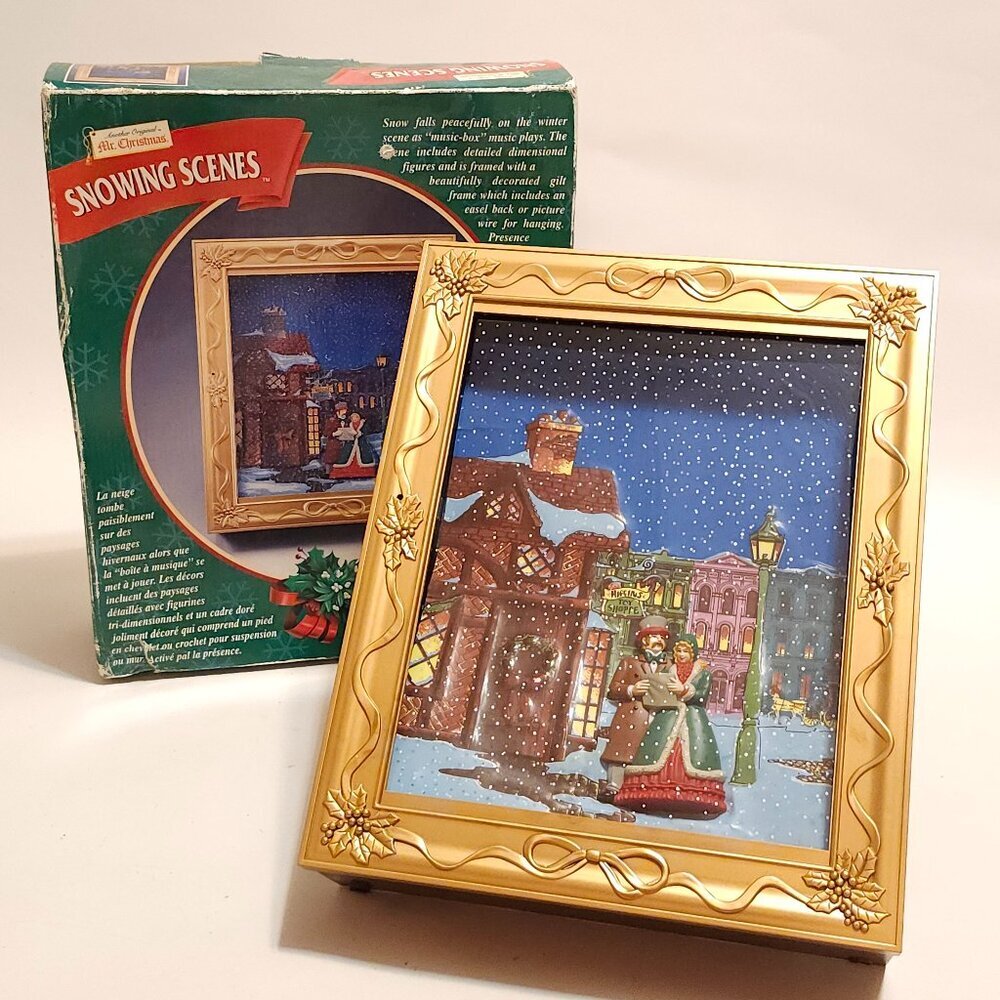 VINTAGE Mr. Christmas Snowing Scenes Magical Photo Frame Musical Moving Snow